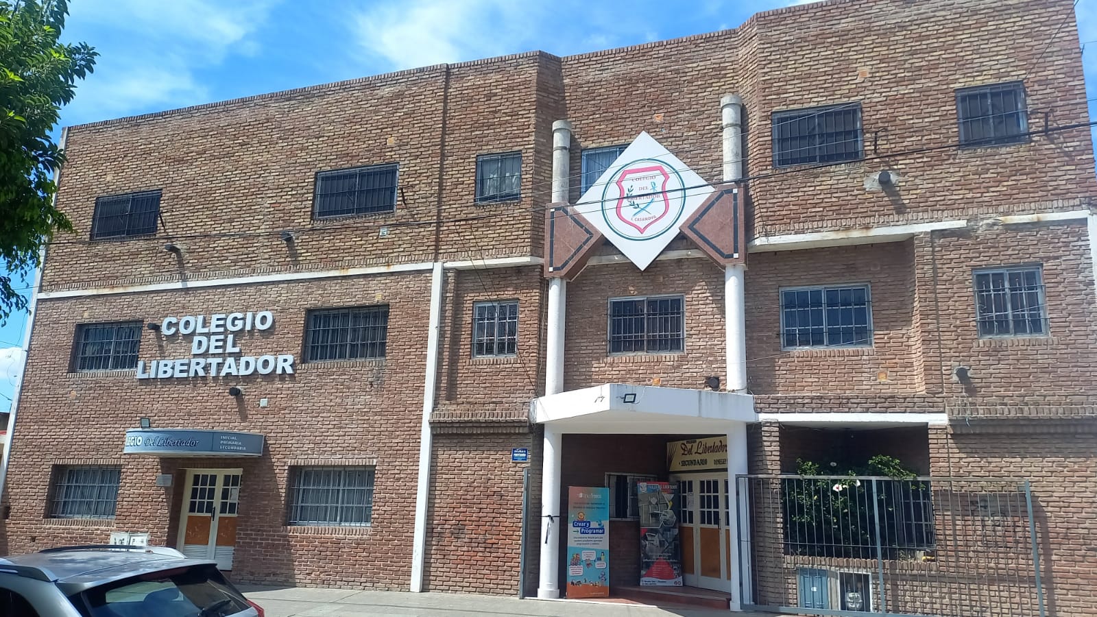 Fachada Colegio